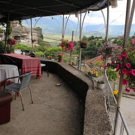 住宿加早餐酒店 Karagjozi